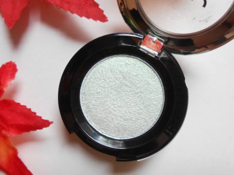 NYX Prismatic Shadows Glass Slipper Review