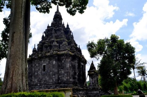 20190902 sojiwan temple jakarta post