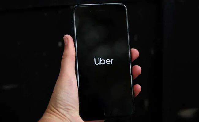 e05g36lg uber logo