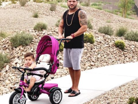 ronnie ortiz magro and child