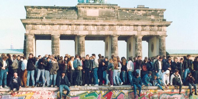 AP berlin wall 4