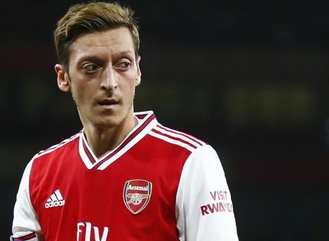 110151132 ozil