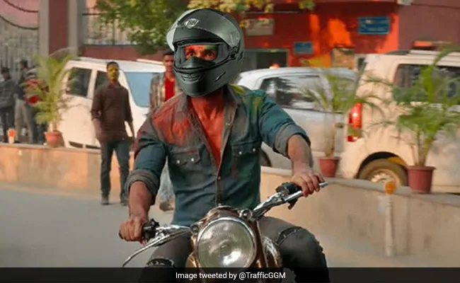 1mef8cp gurugram police tweet on road safety using kabir singh scene