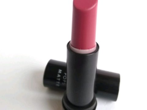 Elle 18 Color Pops Matte Lipstick Magenta Magic Review