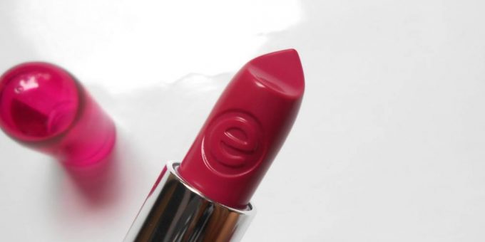 Essence Colour Up Shine On Lipstick Crystal Polish Review