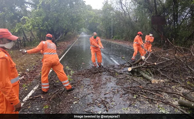 up729nhg nisarga hits maharashtra coastal