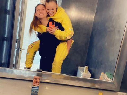 jojo siwa carried by girlfriend kylie