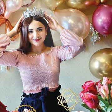 queen of hearts yumna zaidi celebrates her quarantined birthday 1596135261 2694