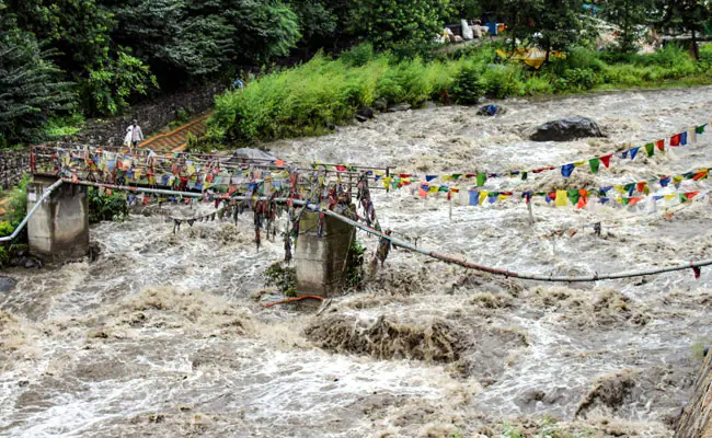 slmk0ng8 beas river kullu pti