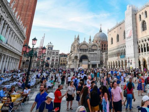 190615084315 venice overcrowding 1 super tease