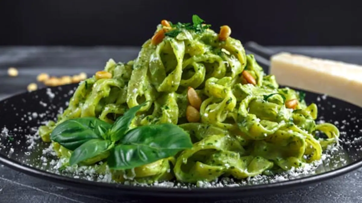 uhqsdv28 spinach pesto