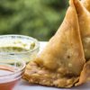 4bph39jg how you eat samosa tweet1 625x300 17 February 23