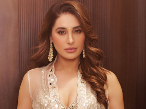 Nargis Fakhris sister Aliya Fakhri gets taken into 620